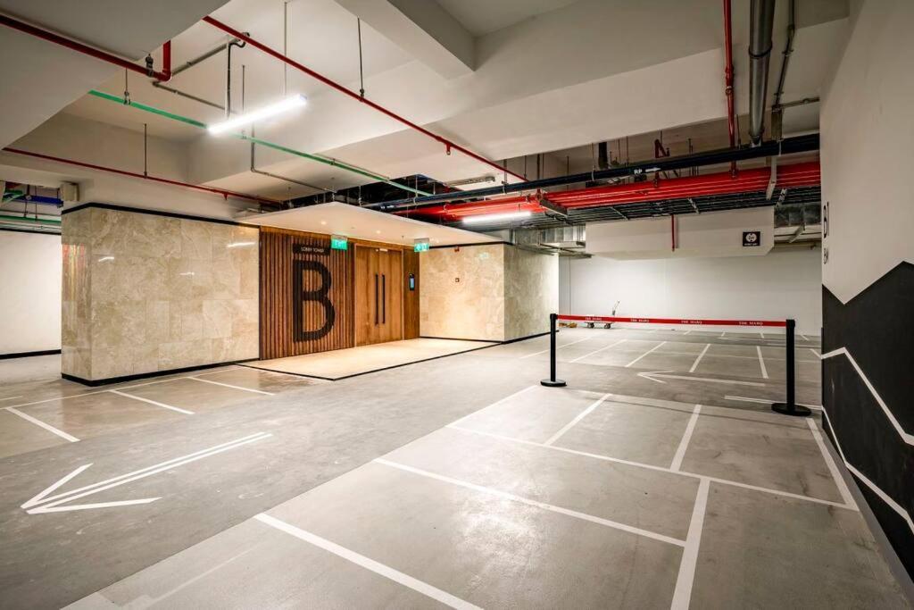 The Rixx Simple @ Marq/pool/gym/netflix Hô Chi Minh-Ville